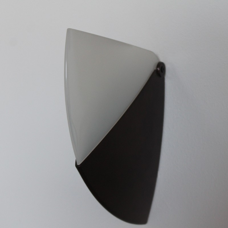 Sirrah Ariosto Parete