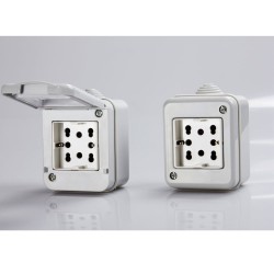 Side Box IP40 2 moduli completo di presa Side