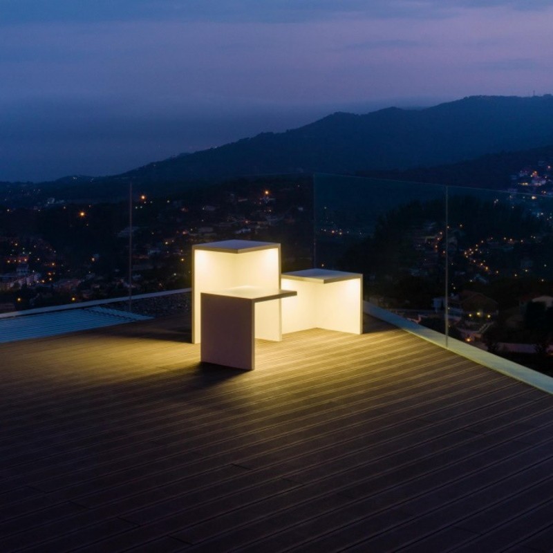 Lampada da Terra per Esterno Empty Vibia Prezzo